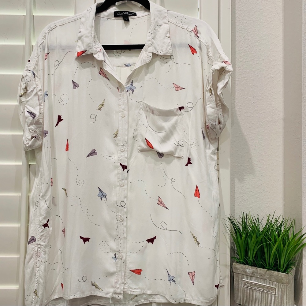 Velvet Heart ❤️ paper plane button up size L